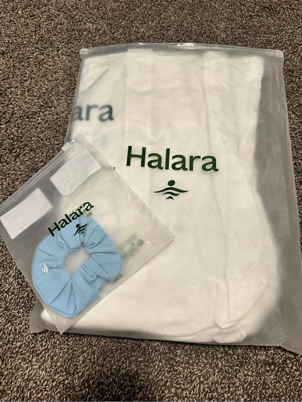 Halara Canvas Tote Bag and Scrunchie Set White Tote Bag NWT